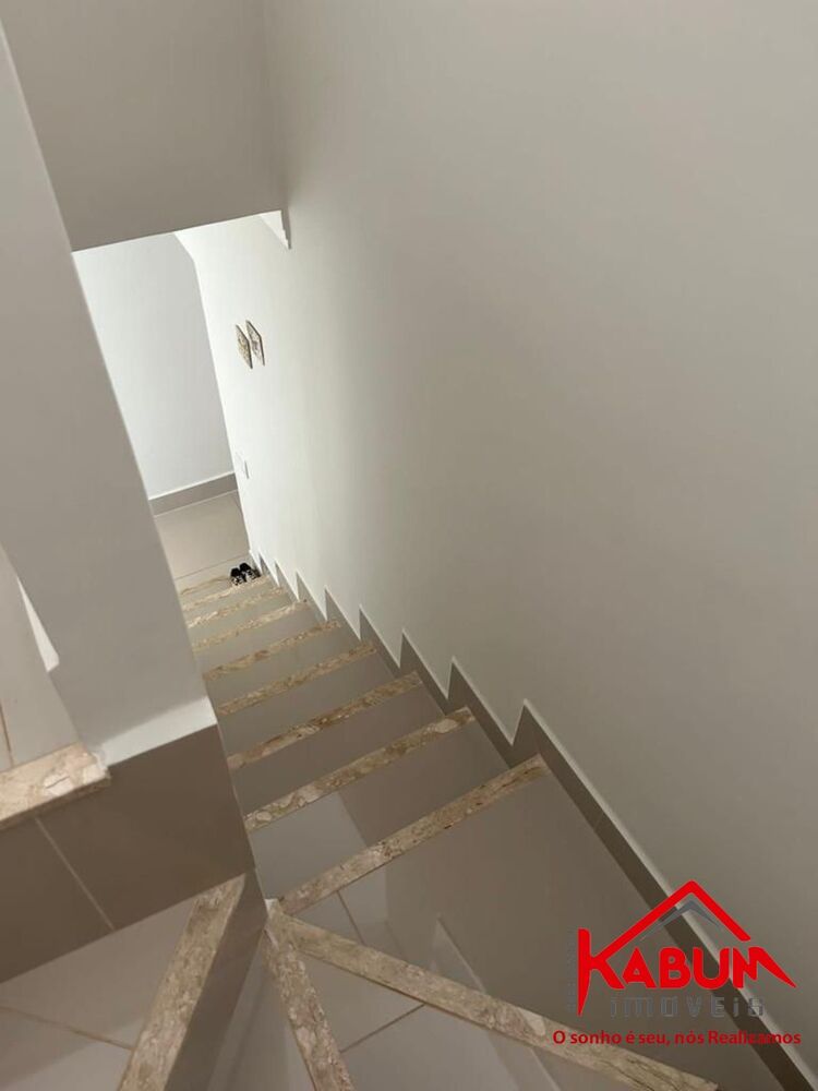 Casa à venda com 3 quartos, 198m² - Foto 6