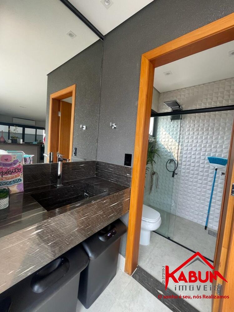 Casa à venda com 3 quartos, 360m² - Foto 2