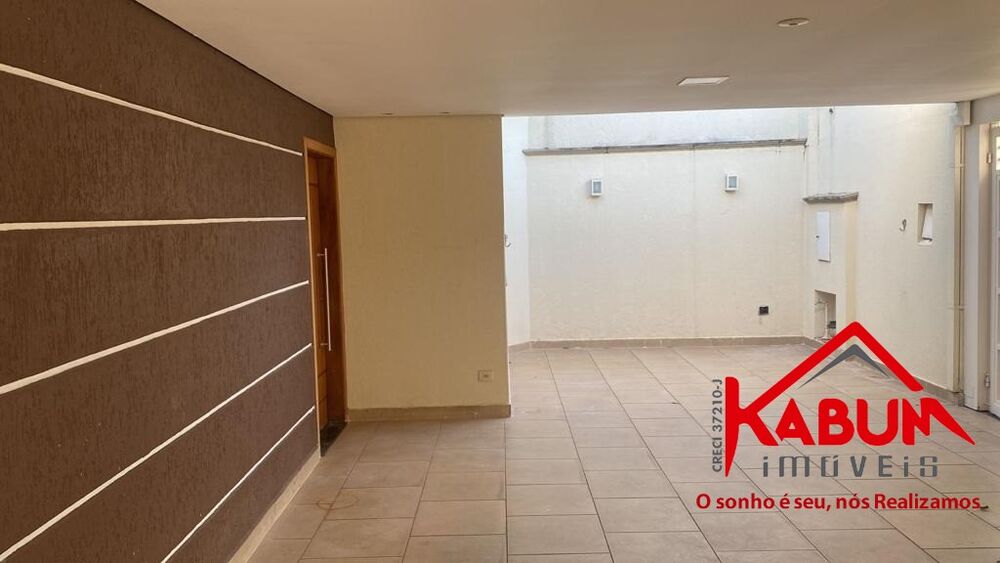 Casa à venda com 3 quartos, 250m² - Foto 4