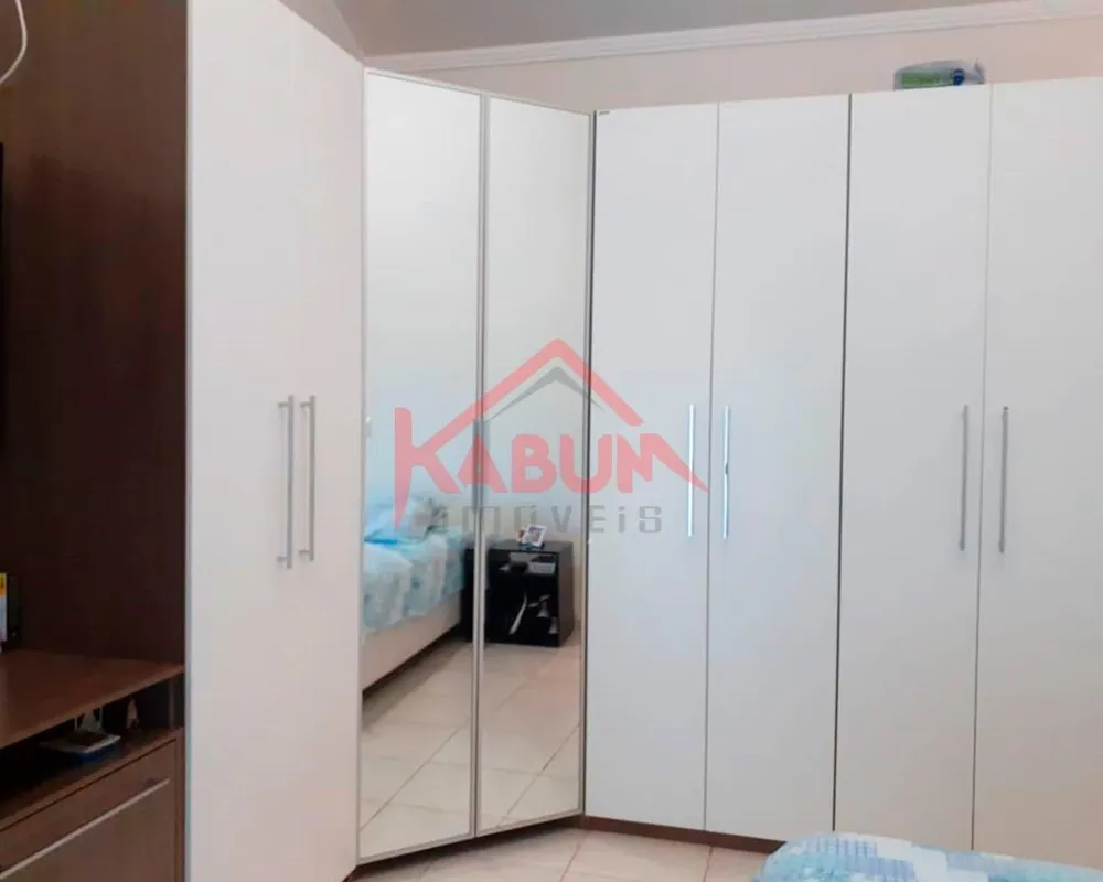 Casa, 3 quartos, 168 m² - Foto 2
