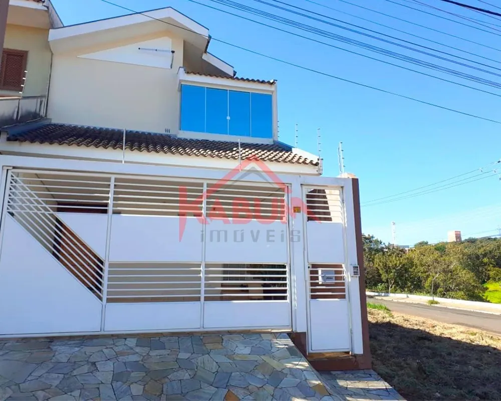 Casa, 3 quartos, 168 m² - Foto 1