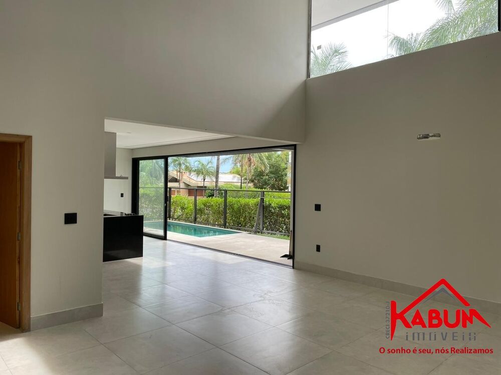 Casa à venda com 3 quartos, 308m² - Foto 4