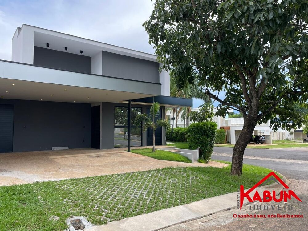 Casa à venda com 3 quartos, 308m² - Foto 2