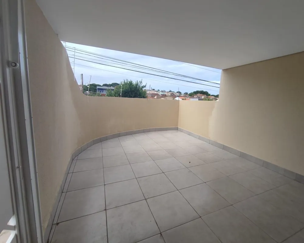 Casa, 3 quartos, 200 m² - Foto 2