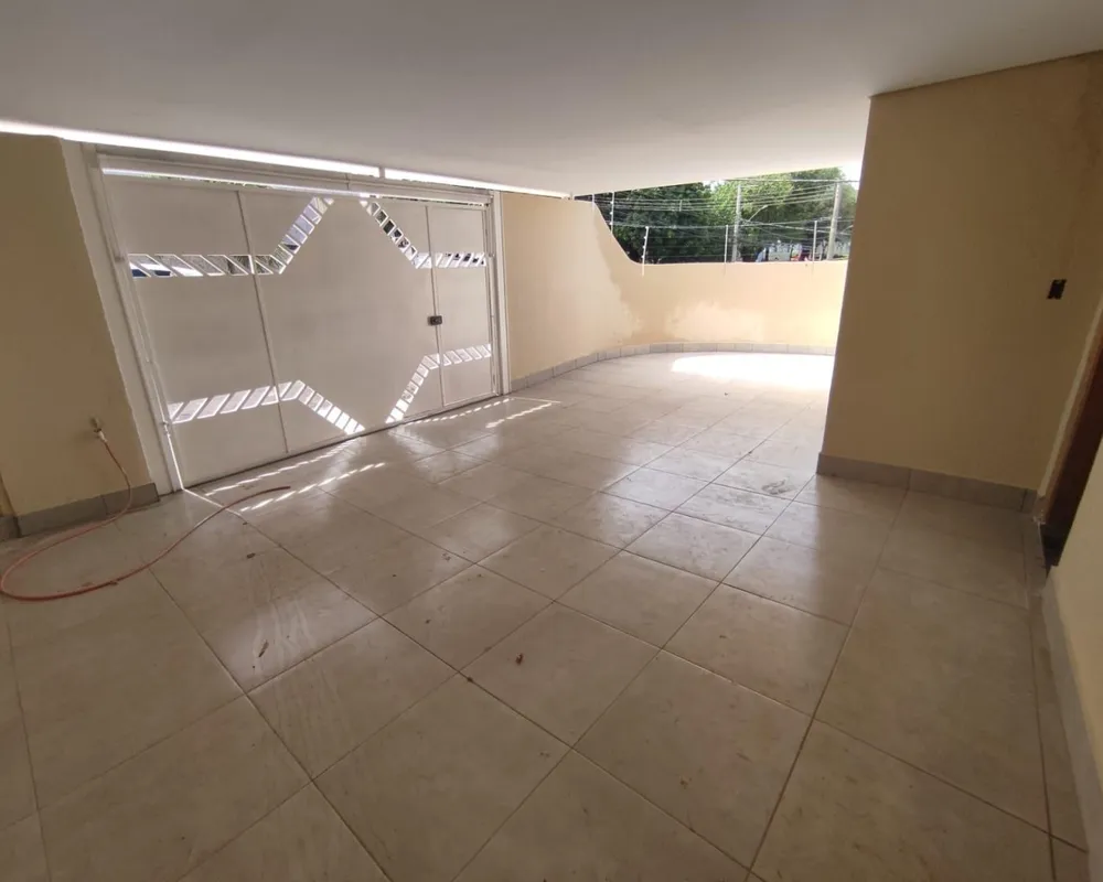 Casa, 3 quartos, 200 m² - Foto 1