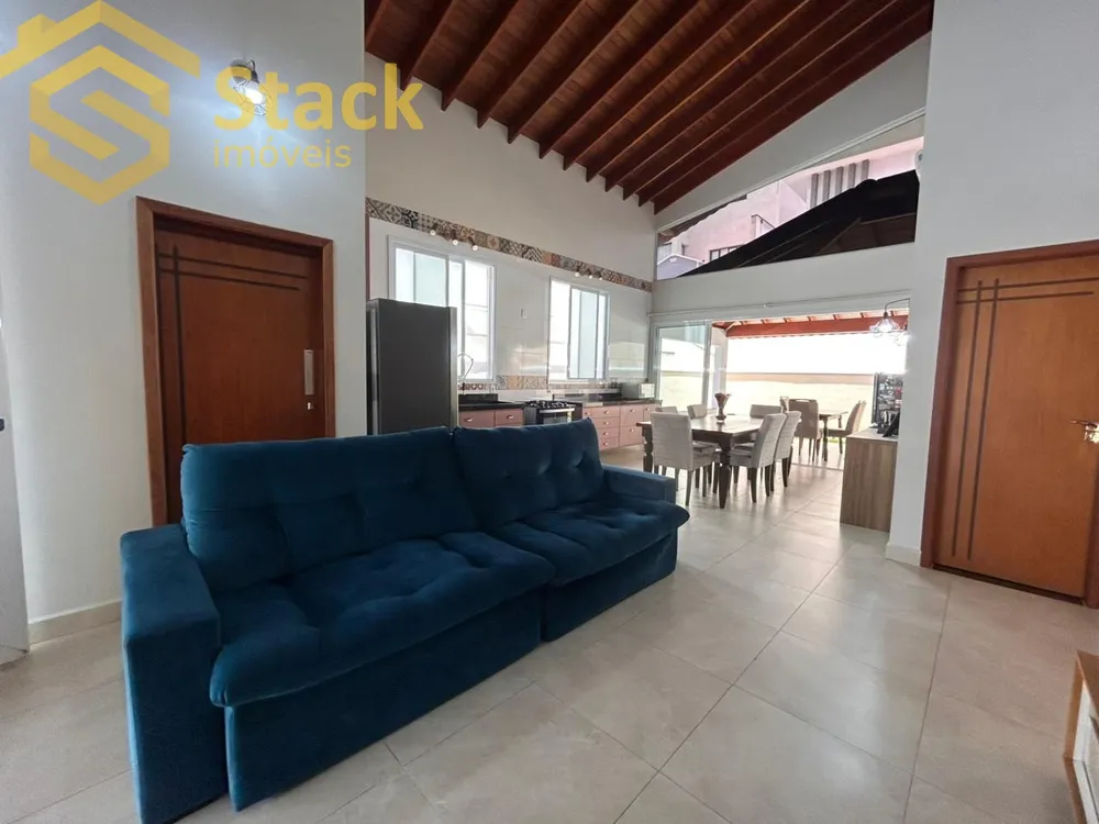 Casa, 3 quartos, 174 m² - Foto 2