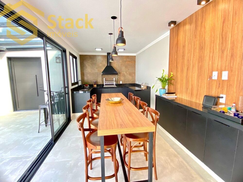 Casa, 3 quartos, 200 m² - Foto 2