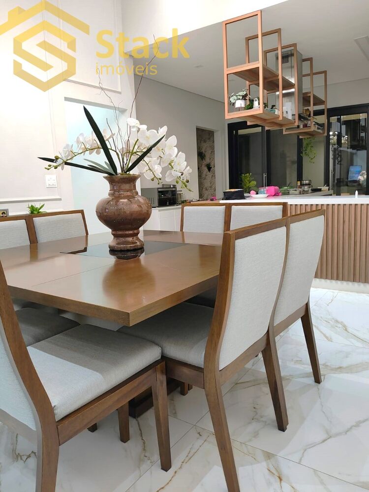 Casa, 3 quartos, 240 m² - Foto 9