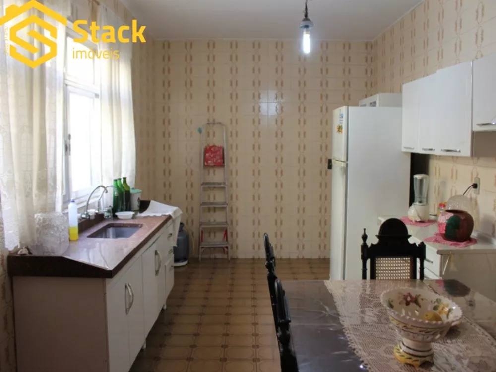 Casa, 4 quartos, 296 m² - Foto 2
