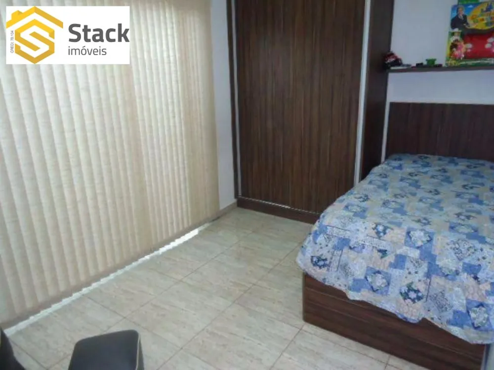 Casa, 3 quartos, 220 m² - Foto 9