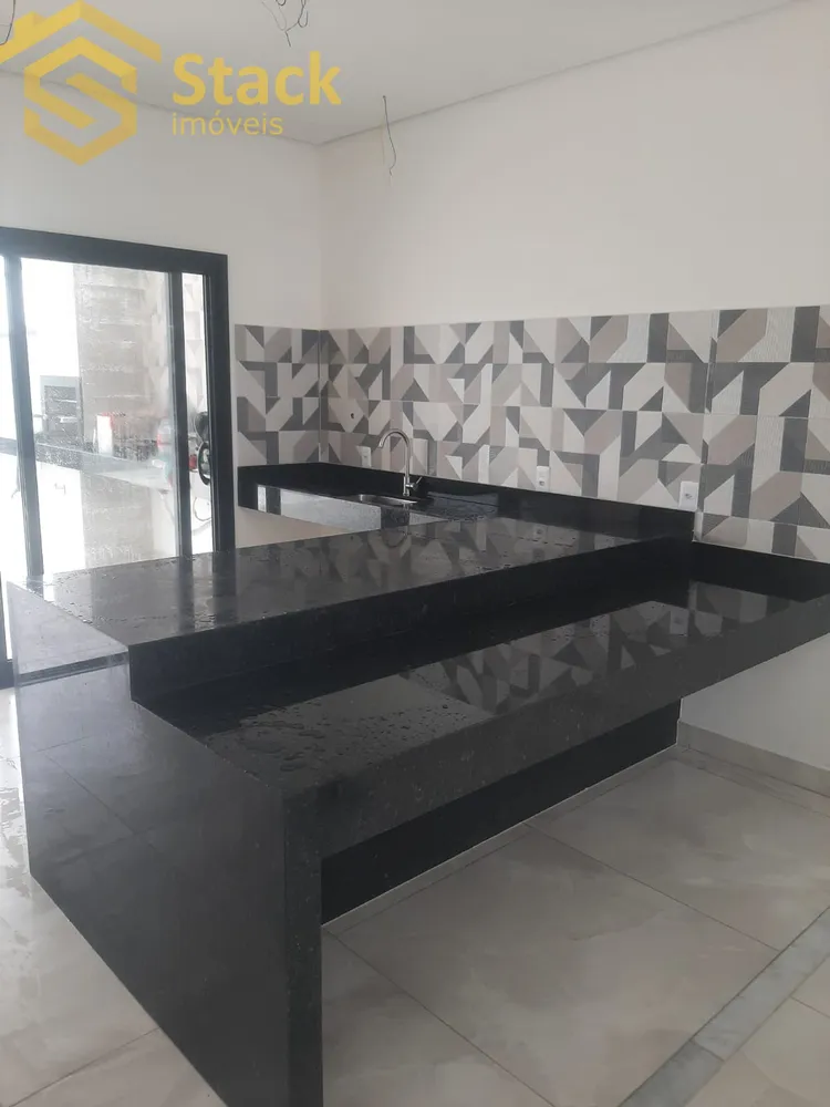 Casa, 3 quartos, 167 m² - Foto 4