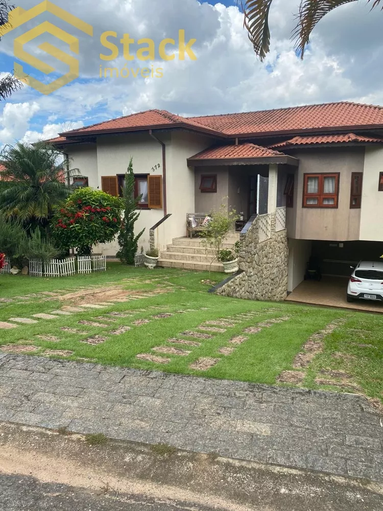 Casa à venda com 5 quartos, 360m² - Foto 1