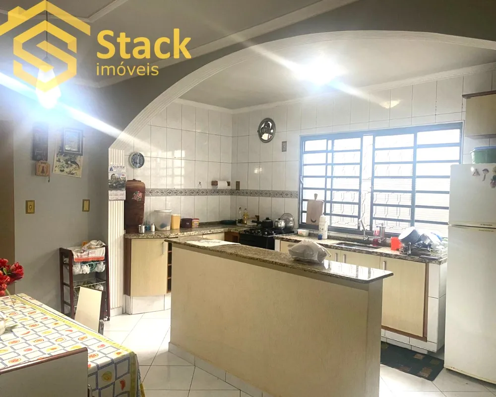 Casa, 3 quartos, 265 m² - Foto 4
