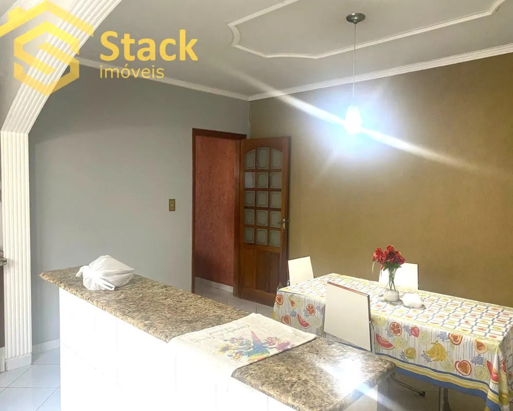Casa, 3 quartos, 265 m² - Foto 2