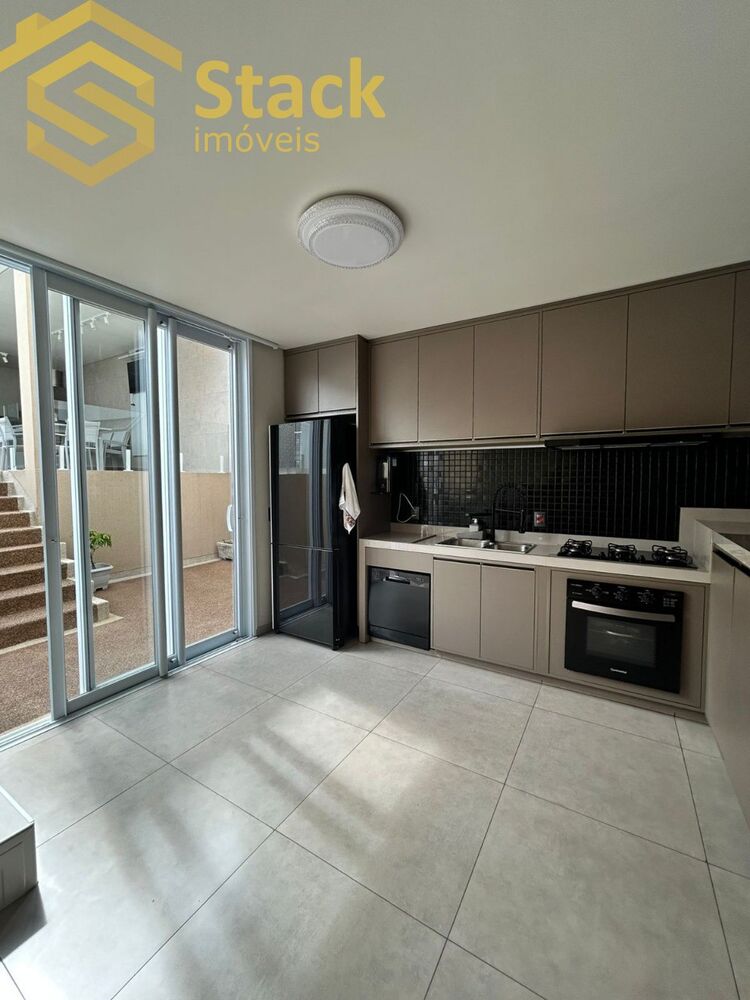 Casa, 4 quartos, 235 m² - Foto 10