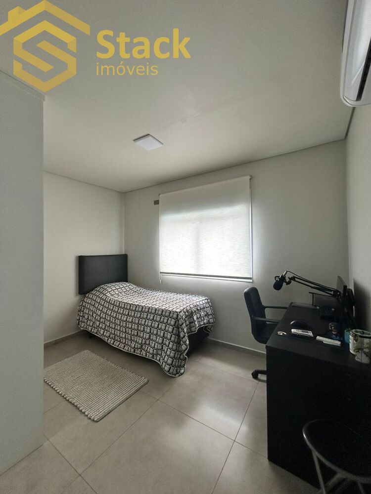 Casa, 4 quartos, 235 m² - Foto 19