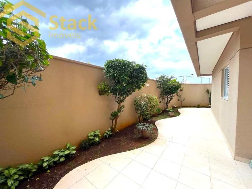 Apartamento, 3 quartos, 208 m² - Foto 1