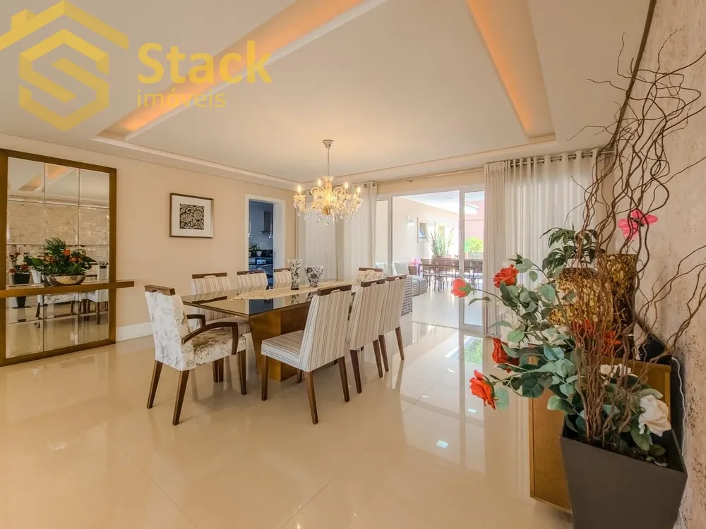 Casa, 4 quartos, 577 m² - Foto 2