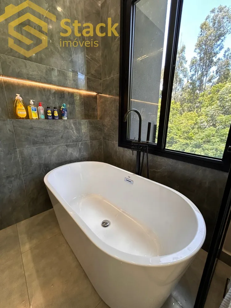 Casa, 4 quartos, 256 m² - Foto 13