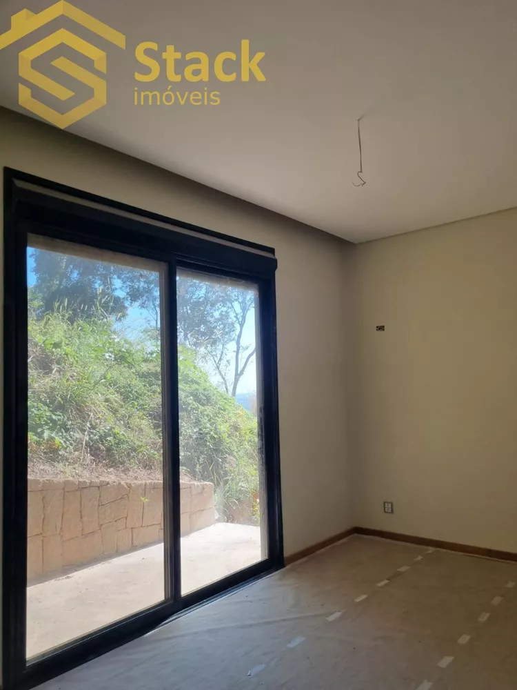 Chácara à venda com 3 quartos, 3000m² - Foto 5