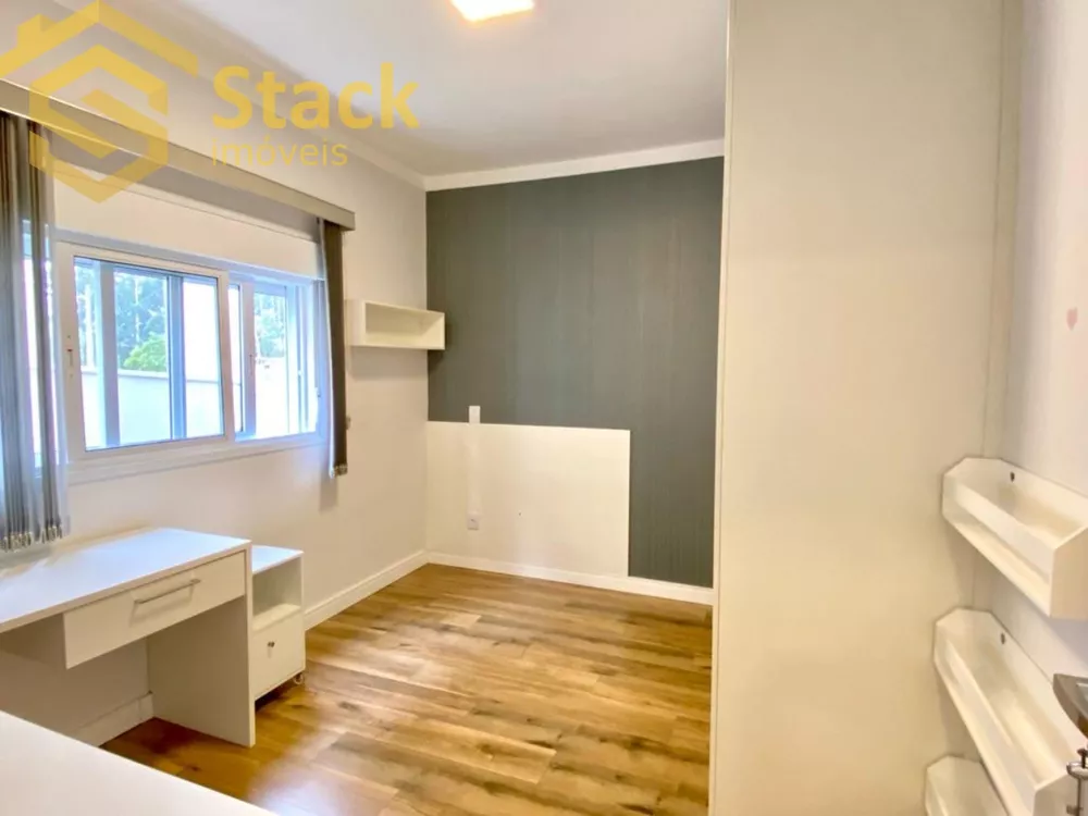 Casa, 4 quartos, 246 m² - Foto 3