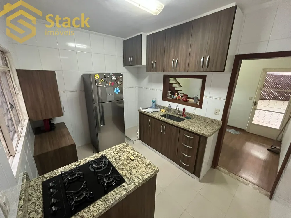 Casa, 3 quartos, 167 m² - Foto 2