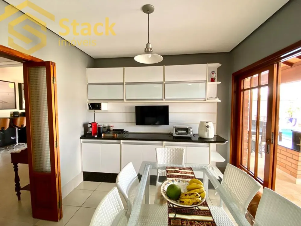 Casa, 4 quartos, 387 m² - Foto 4