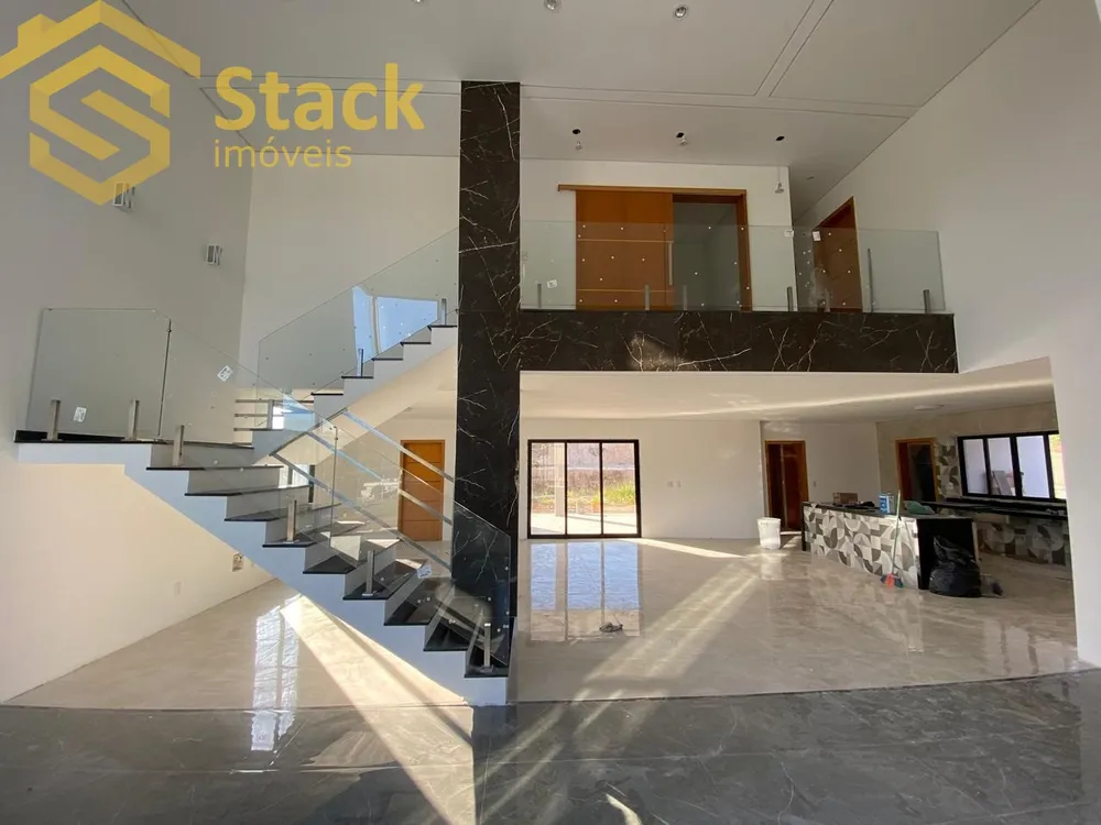 Casa, 4 quartos, 390 m² - Foto 1