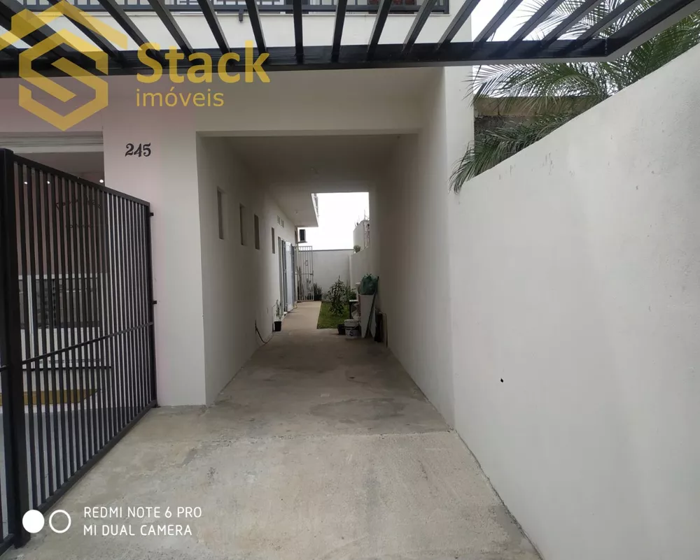 Casa à venda com 3 quartos, 213m² - Foto 5