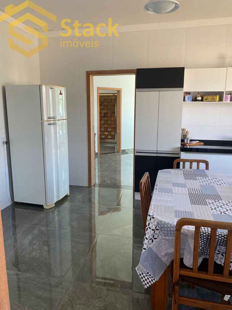 Casa à venda com 4 quartos, 320m² - Foto 32