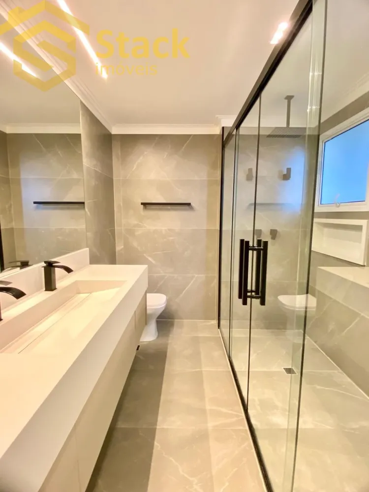 Apartamento, 3 quartos, 216 m² - Foto 11