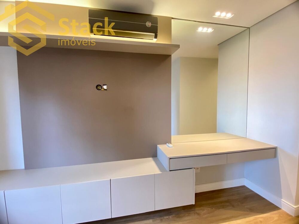 Apartamento, 3 quartos, 216 m² - Foto 3