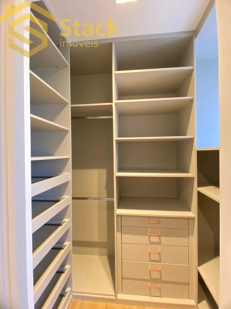 Apartamento, 3 quartos, 216 m² - Foto 9