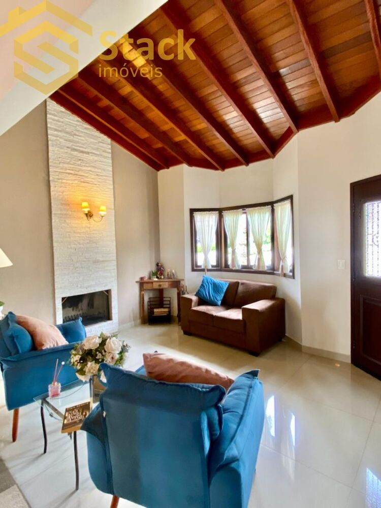 Casa à venda com 4 quartos, 271m² - Foto 6