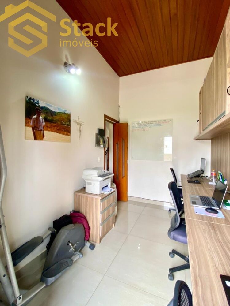 Casa à venda com 4 quartos, 271m² - Foto 9