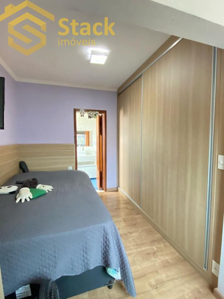 Casa à venda com 4 quartos, 271m² - Foto 19