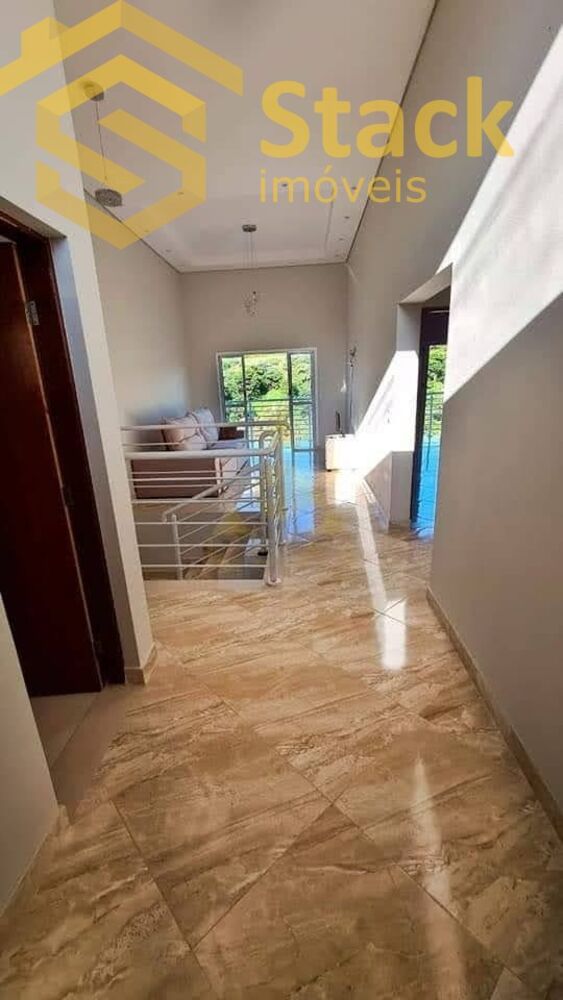 Casa, 3 quartos, 246 m² - Foto 2