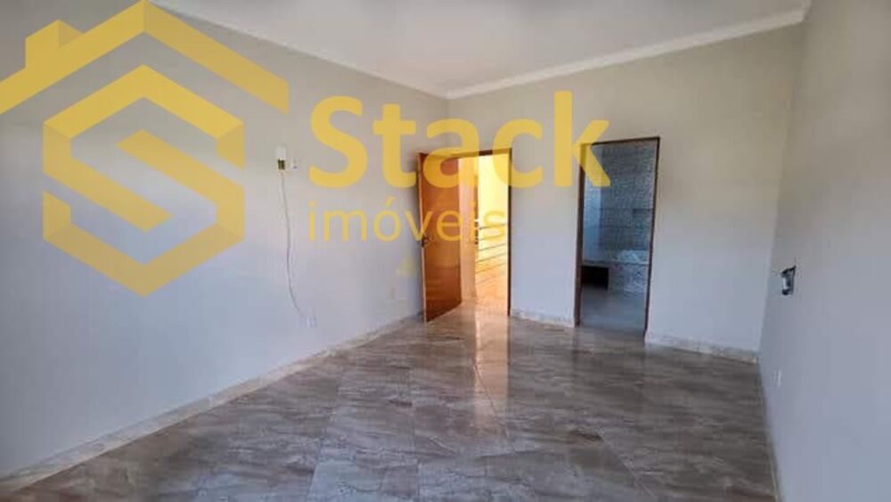 Casa, 3 quartos, 246 m² - Foto 1