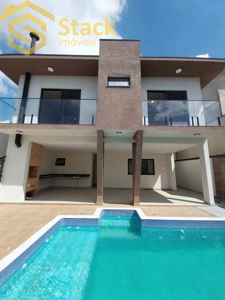 Casa, 3 quartos, 205 m² - Foto 1