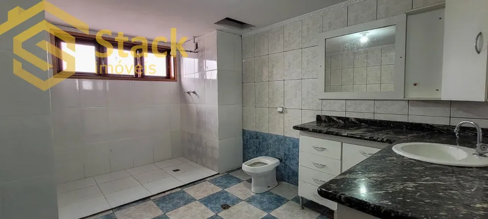 Casa, 3 quartos, 245 m² - Foto 1