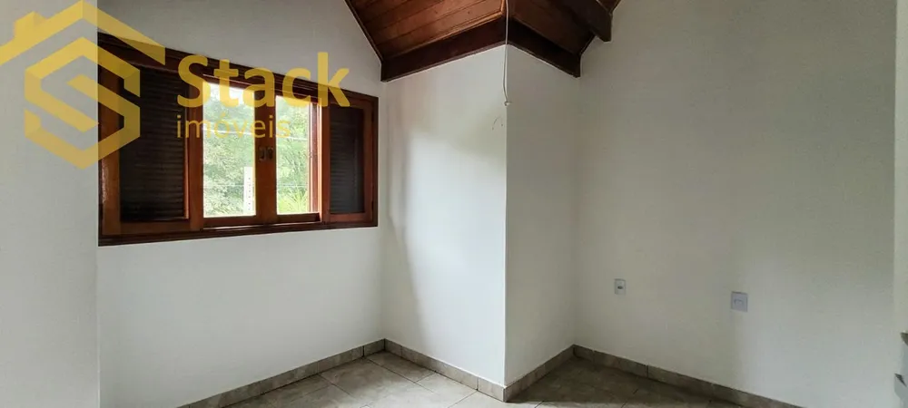 Casa, 3 quartos, 245 m² - Foto 4