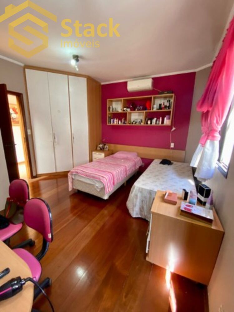 Casa, 4 quartos, 461 m² - Foto 2