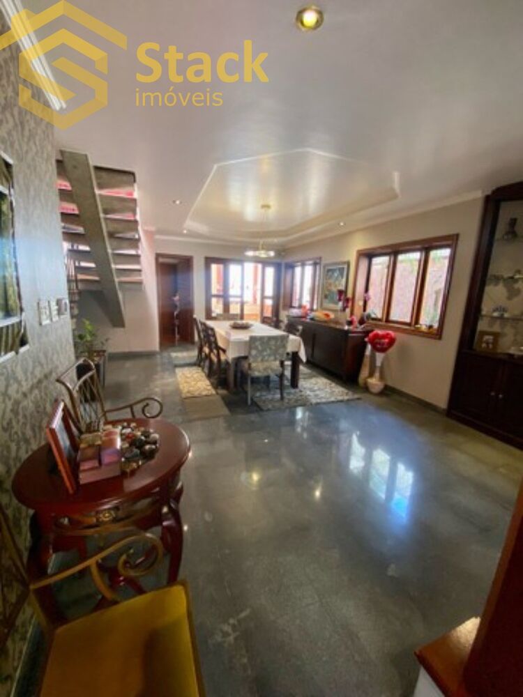 Casa, 4 quartos, 461 m² - Foto 1