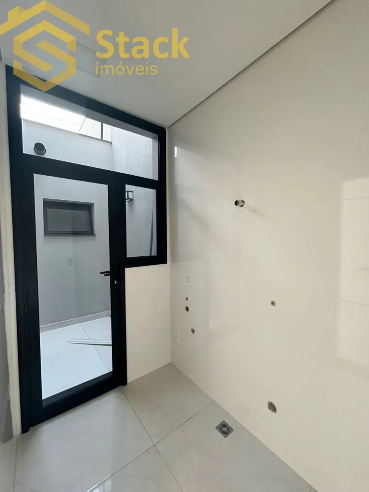 Casa, 3 quartos, 200 m² - Foto 3