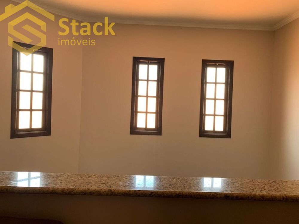 Casa, 2 quartos, 275 m² - Foto 1