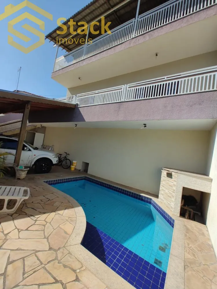 Casa, 3 quartos, 261 m² - Foto 4