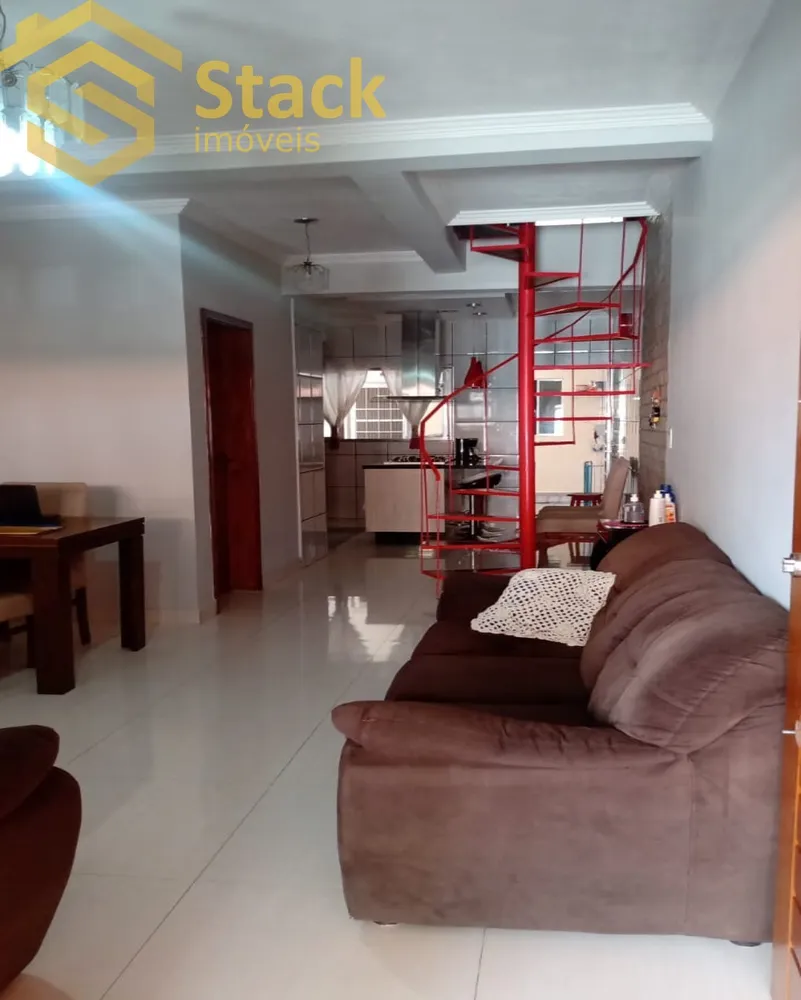Casa, 3 quartos, 163 m² - Foto 2