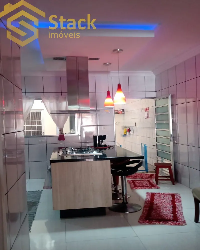 Casa, 3 quartos, 163 m² - Foto 3