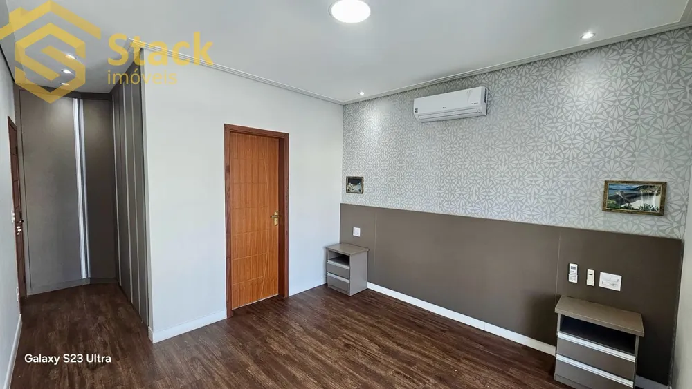 Casa, 3 quartos, 210 m² - Foto 7