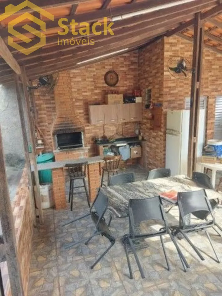 Chácara à venda com 2 quartos, 160m² - Foto 2